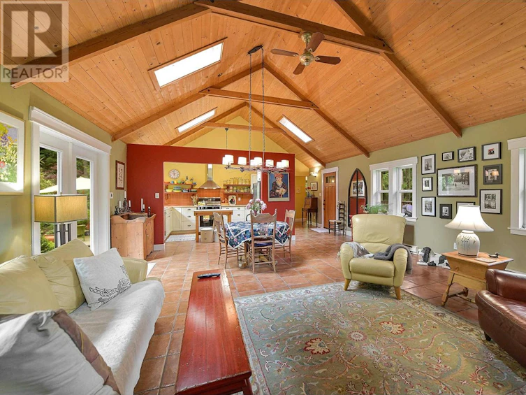 565 Lapin Road, Mayne Island, BC, V0N 2J1 - 30