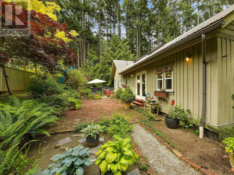 565 Lapin Road, Mayne Island, BC, V0N 2J1 - 7