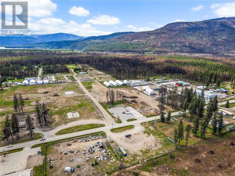 3853 Squilax Anglemont Road, Scotch Creek, BC, V0E 1M5 - 7
