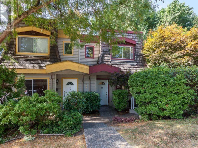 6 - 508 Fourteenth Street, New Westminster BC V3M 4P2