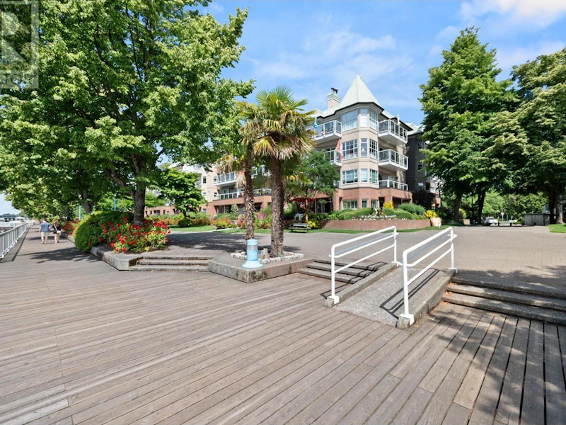 110 - 12 K De K Court, New Westminster BC V3M 6C5
