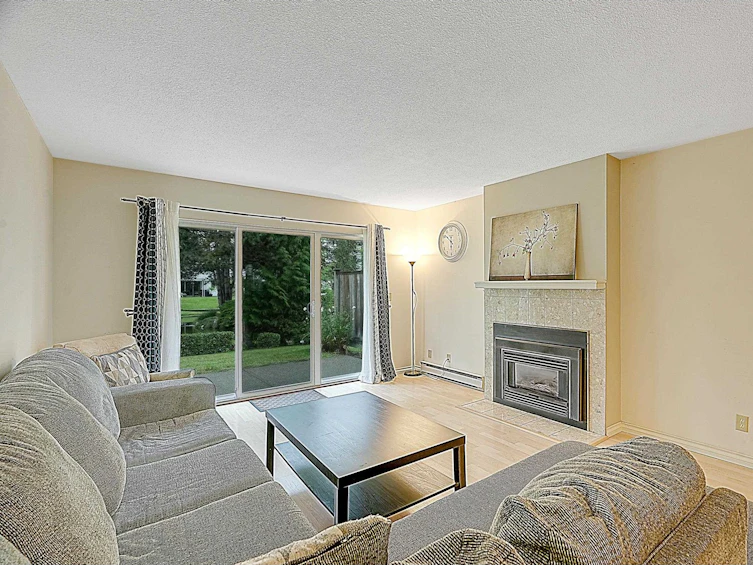 12251 92 Avenue, Surrey, BC, V3V 1G3 - 12