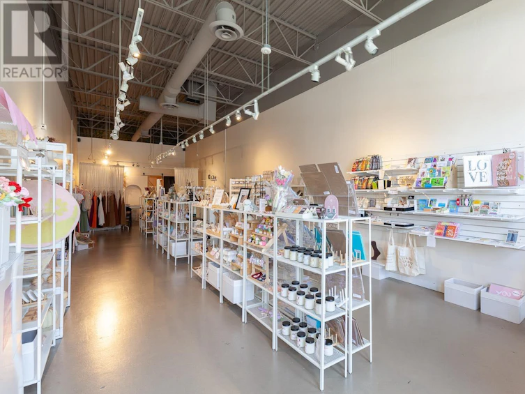 4360 Main Street, Vancouver, BC, V5V 3P9 - 5