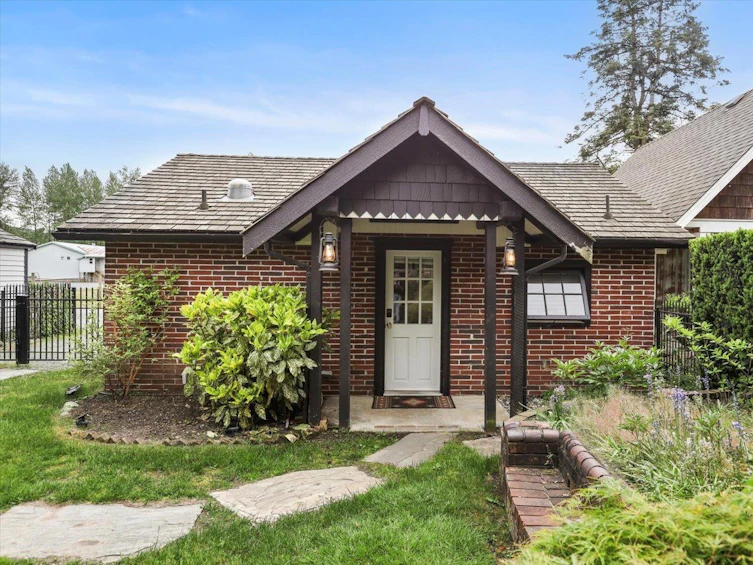 34884 Clayburn Road, Abbotsford, BC, V2S 7Y9 - 35