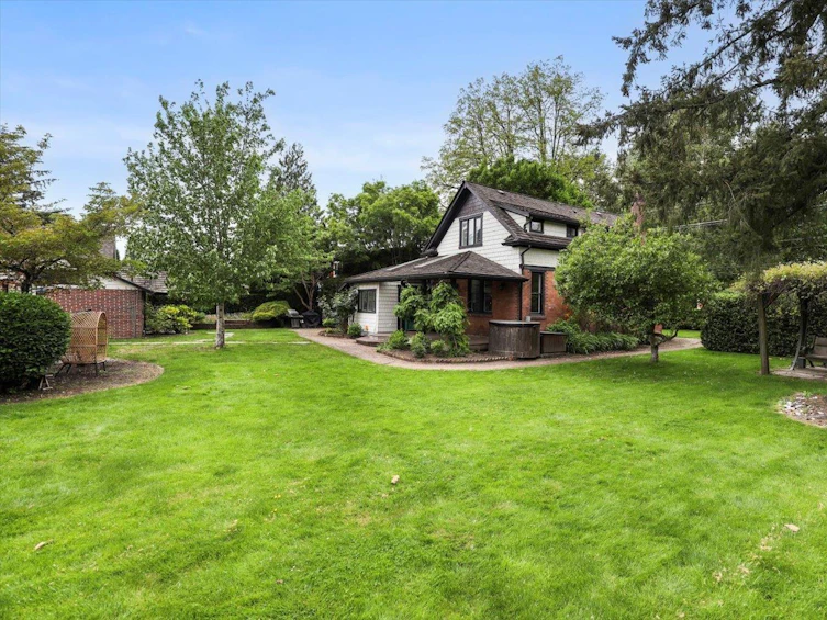 34884 Clayburn Road, Abbotsford, BC, V2S 7Y9 - 37