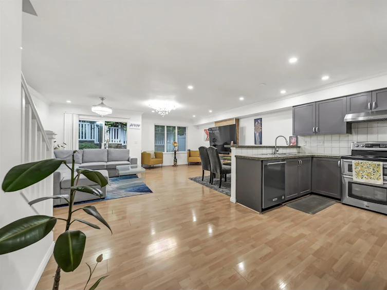 151-12040 68, Surrey, BC, V3W 1P5 - 15