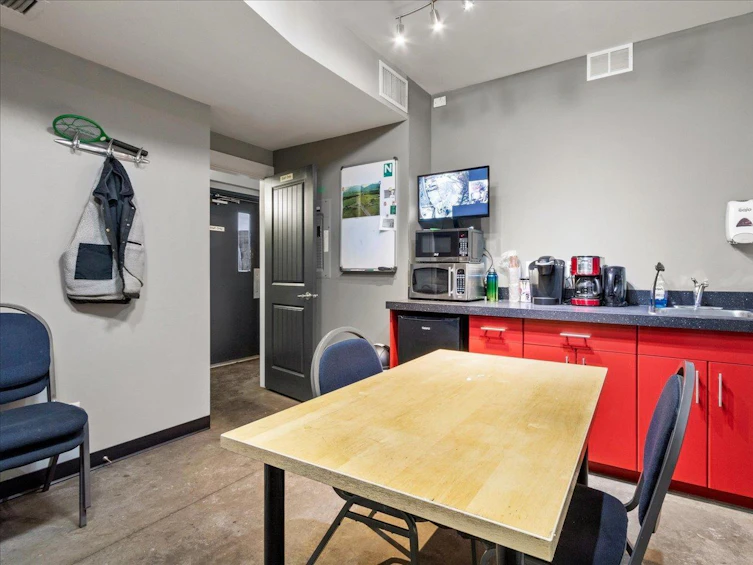 45908 Cheam Avenue, Chilliwack, BC, V2P 1N6 - 7