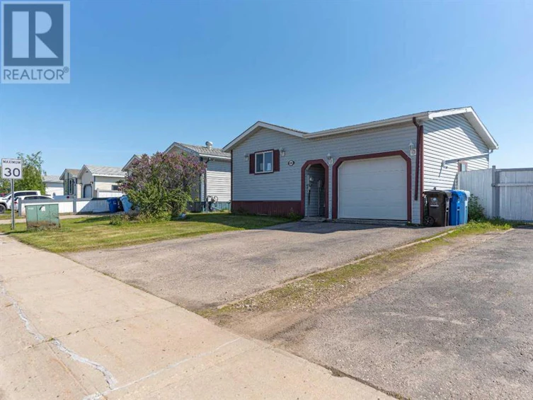 409 Harpe Way, Fort Mcmurray, AB, T9K 2L7
