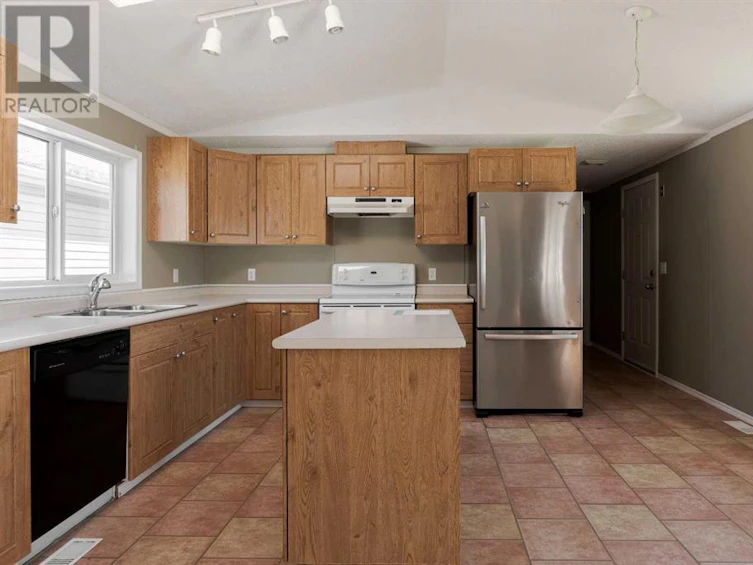 409 Harpe Way, Fort Mcmurray, AB, T9K 2L7 - 10
