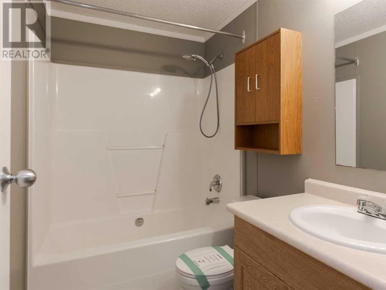409 Harpe Way, Fort Mcmurray, AB, T9K 2L7 - 18