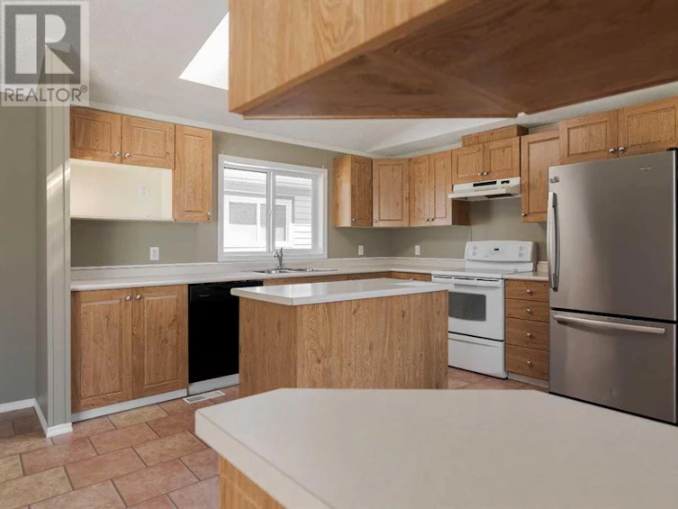 409 Harpe Way, Fort Mcmurray, AB, T9K 2L7 - 9