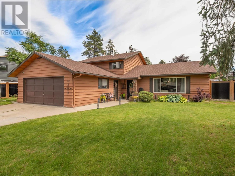3117 Shannon Place, West Kelowna, BC, V4T 1T4