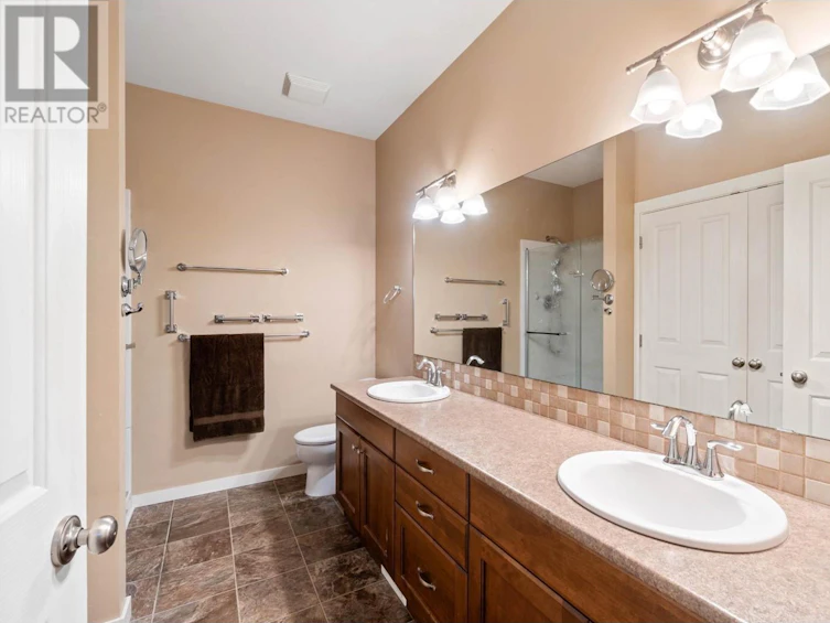 103-2920 Valleyview Drive, Kamloops, BC, V2C 0A8 - 27