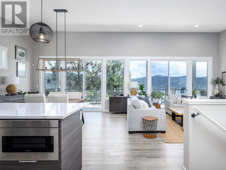 8812 Oxford Road, Vernon, BC, V1H 2K8 - 5