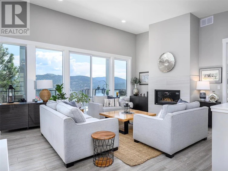 8812 Oxford Road, Vernon, BC, V1H 2K8 - 6