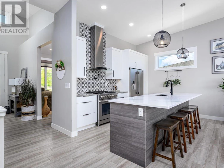 8812 Oxford Road, Vernon, BC, V1H 2K8 - 9