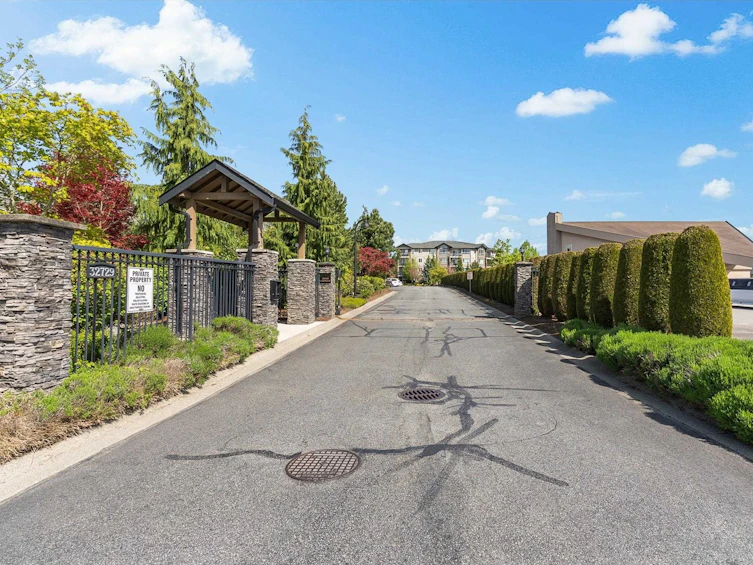210-32729 Garibaldi, Abbotsford, BC, V2T 0A6 - 4