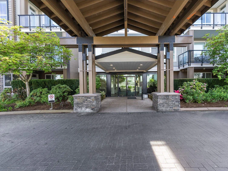 210-32729 Garibaldi, Abbotsford, BC, V2T 0A6 - 8