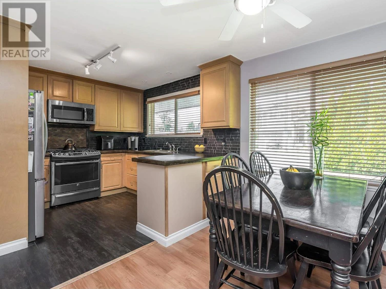 21444 121 Avenue, Maple Ridge, BC, V2X 3S4 - 11