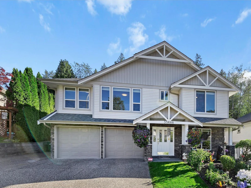 35688 Ledgeview Drive, Abbotsford BC V3G 2Z2