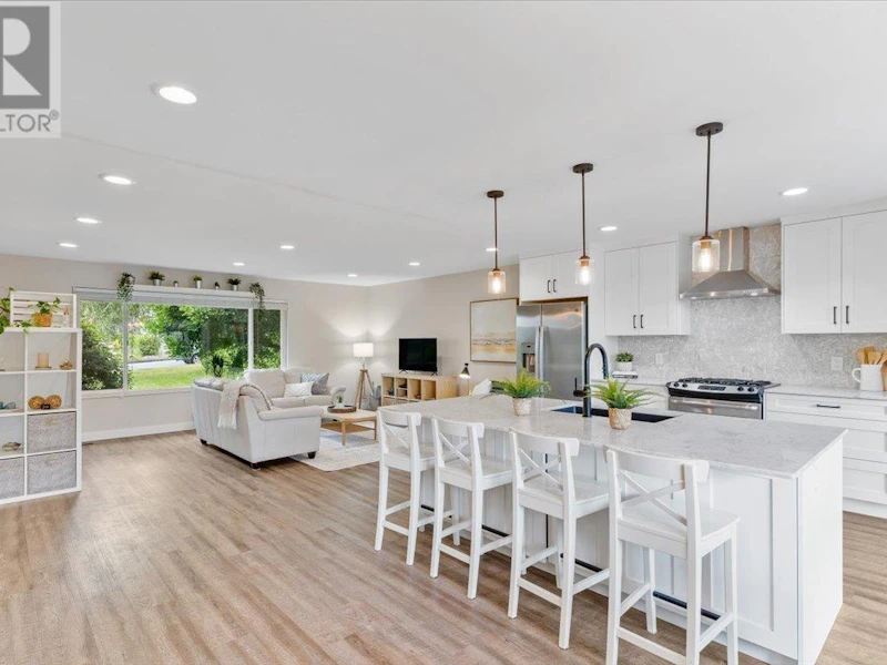 1051 Spar Drive, Coquitlam BC V3H 3G9