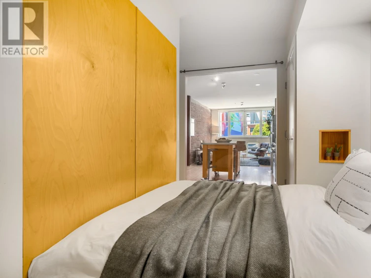 403-1072 Hamilton Street, Vancouver, BC, V6B 2R9 - 10