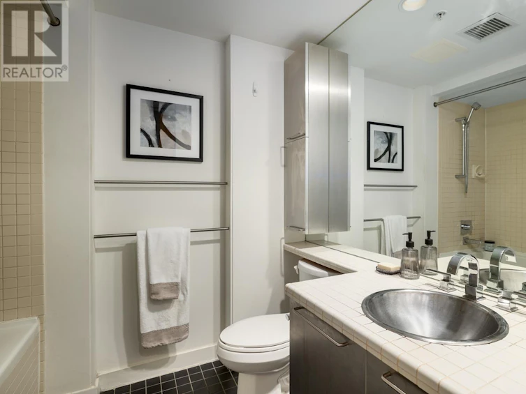 403-1072 Hamilton Street, Vancouver, BC, V6B 2R9 - 13