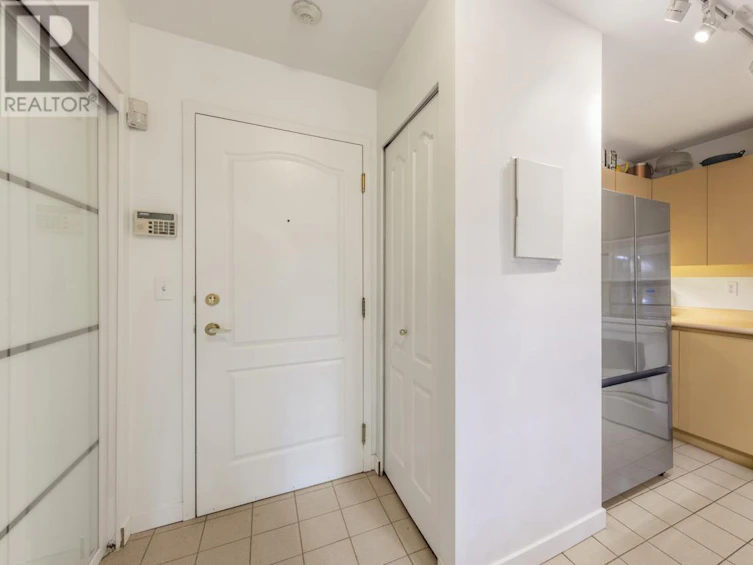 101-2621 Quebec Street, Vancouver, BC, V5T 3A6 - 12