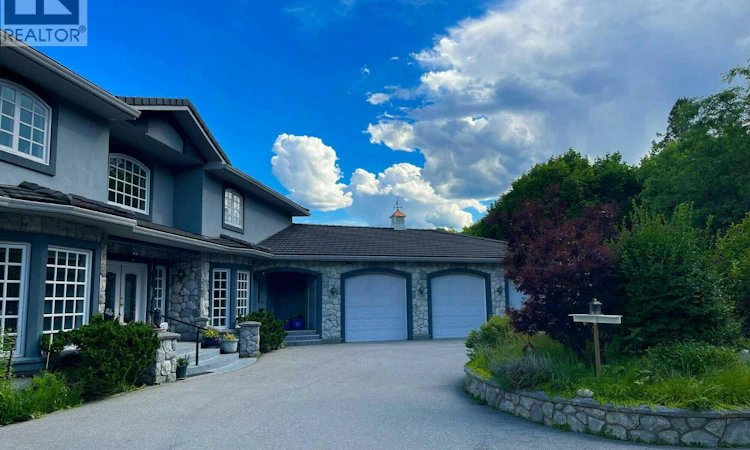317 Hyslop Drive