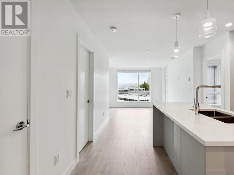 515-108 East 8th Street, North Vancouver, BC, V7L 0H1 - 10