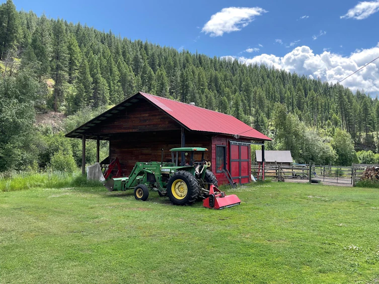1660 Highway 3, Midway, BC, V0H 1M0 - 16