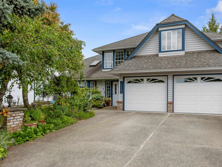 10822 157 Street, Surrey, BC, V4N 1C4