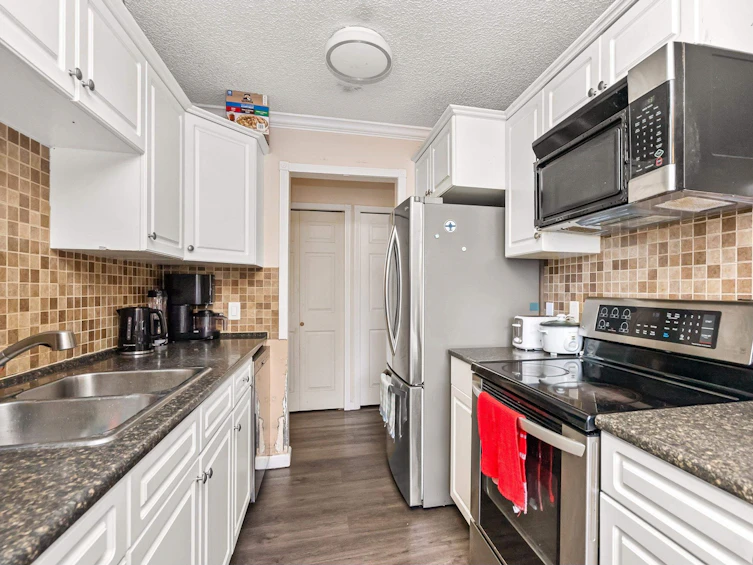 300-1909 Salton, Abbotsford, BC, V2S 5B6 - 11