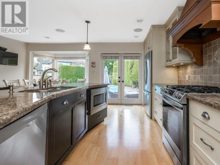 515 Erin Place, Delta, BC, V4M 2V7 - 11