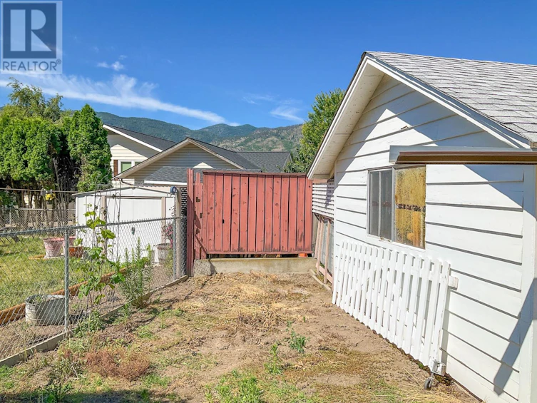 110 Mckeen Place, Penticton, BC, V2A 6W1 - 32