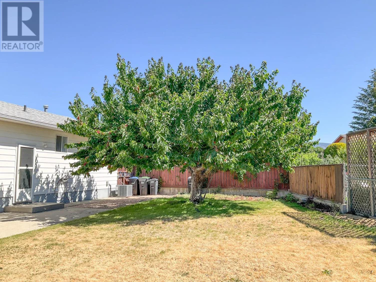 110 Mckeen Place, Penticton, BC, V2A 6W1 - 39