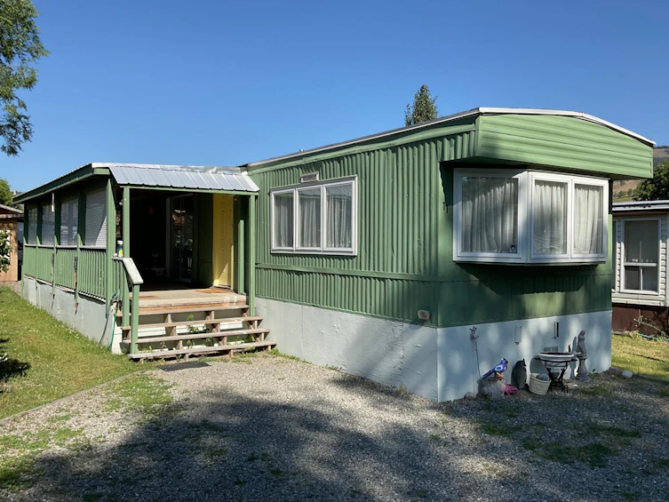 11-925 Thirteenth Avenue, Midway, BC, V0H 1M0