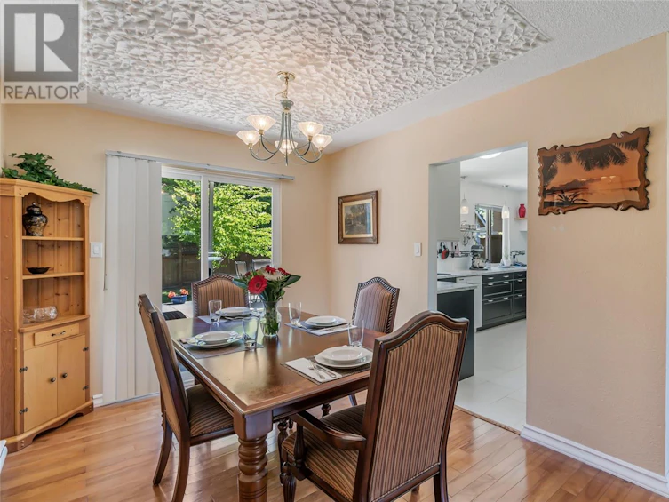 5704 Carlton Road, Nanaimo, BC, V9T 5N7 - 4
