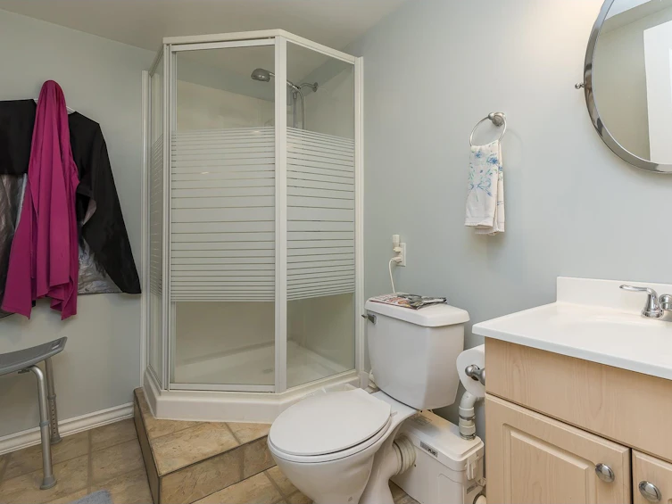 7796 Wren Street, Mission, BC, V2V 3C4 - 32
