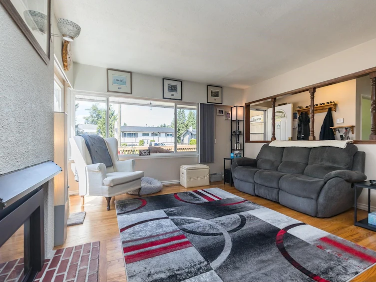 7796 Wren Street, Mission, BC, V2V 3C4 - 6