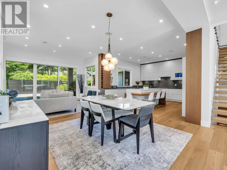 3602 Bluebonnet Road, North Vancouver, BC, V7R 4E1 - 11