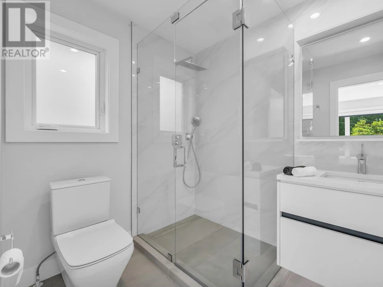 3602 Bluebonnet Road, North Vancouver, BC, V7R 4E1 - 29