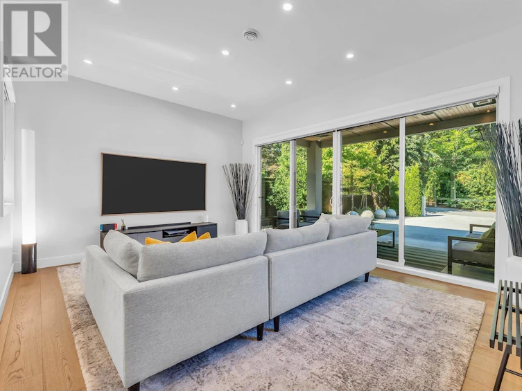 3602 Bluebonnet Road, North Vancouver, BC, V7R 4E1 - 7