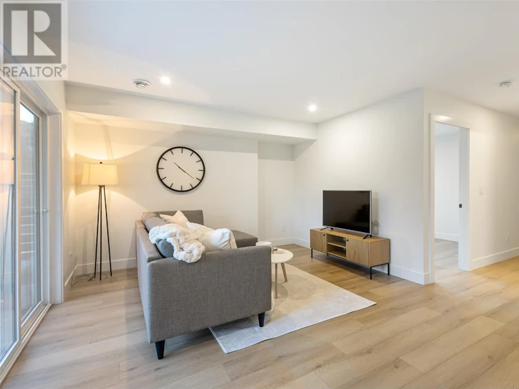 313 Chardonnay Avenue, Oliver, BC, V0H 1T4 - 28