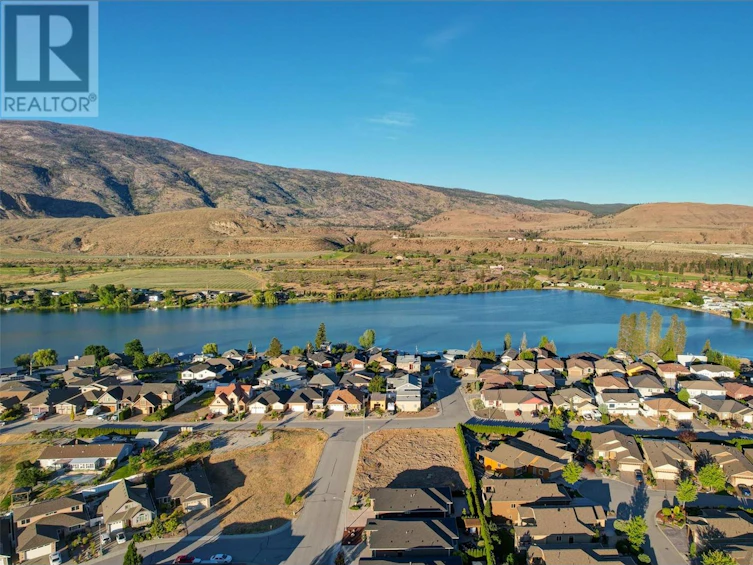 315 Chardonnay Avenue, Oliver, BC, V0H 1T4 - 40