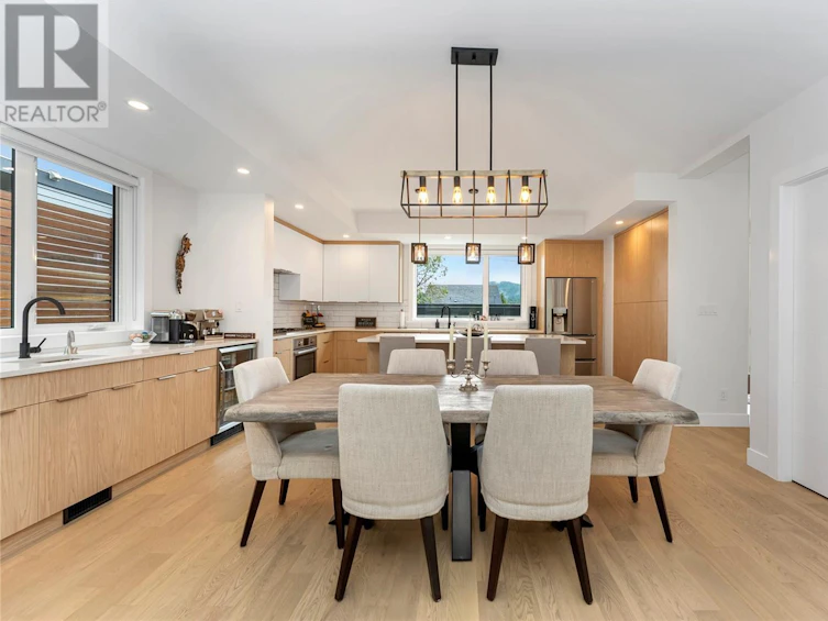 772 Harding Lane, Central Saanich, BC, V8M 2G2 - 21