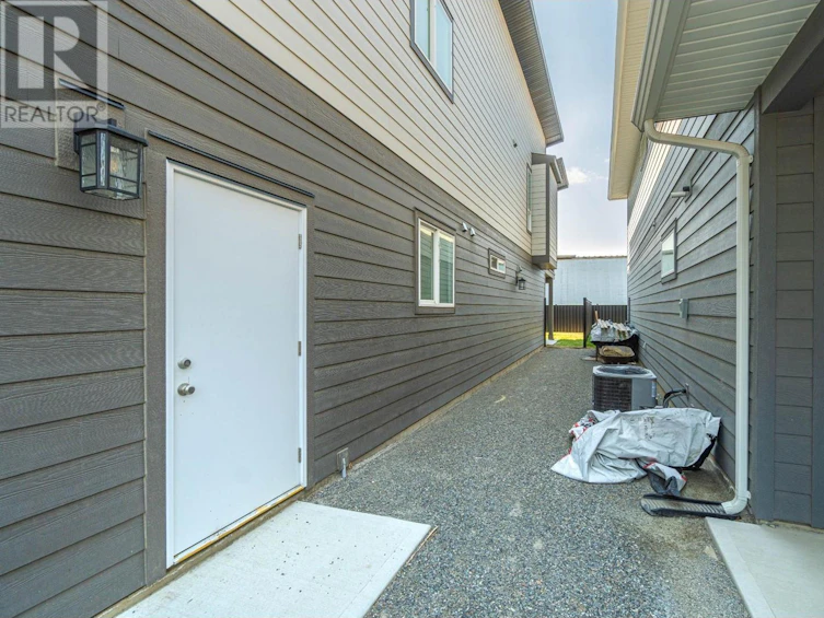 808 Crestline Street, Kamloops, BC, V2B 5X3 - 44