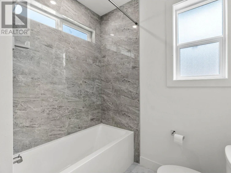 808 Crestline Street, Kamloops, BC, V2B 5X3 - 20