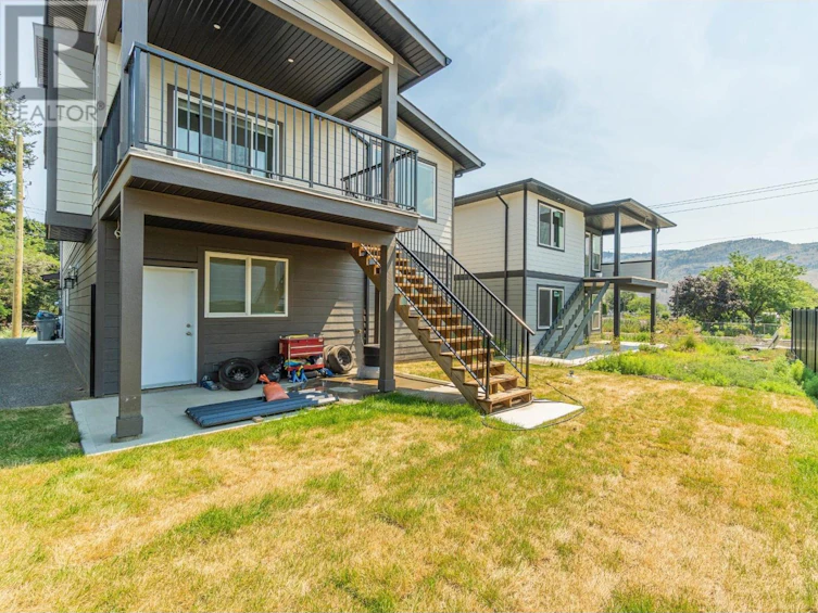 808 Crestline Street, Kamloops, BC, V2B 5X3 - 43