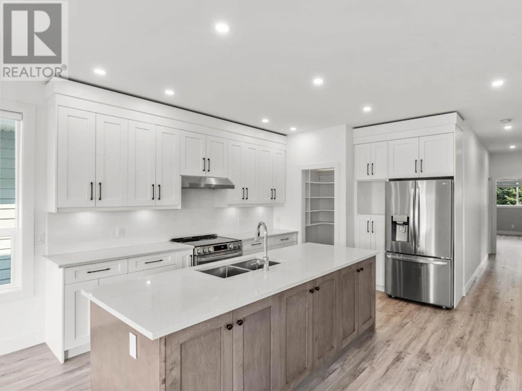 808 Crestline Street, Kamloops, BC, V2B 5X3 - 6